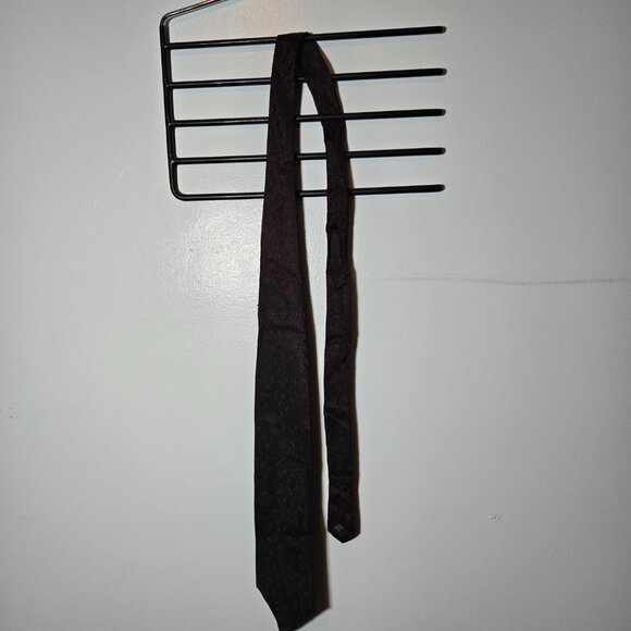 J. Ferrar SILK Tie Necktie Black & Maroon 51093 - Picture 3 of 8